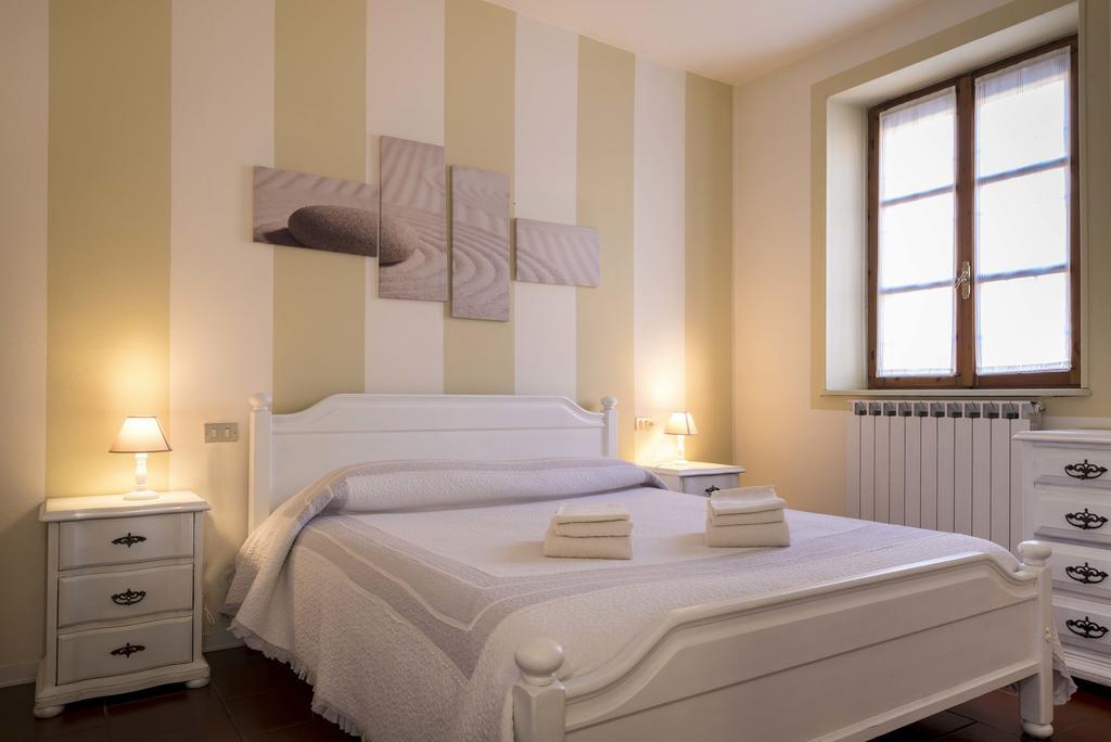 Borgo Zelata Aparthotel Bereguardo Exterior photo